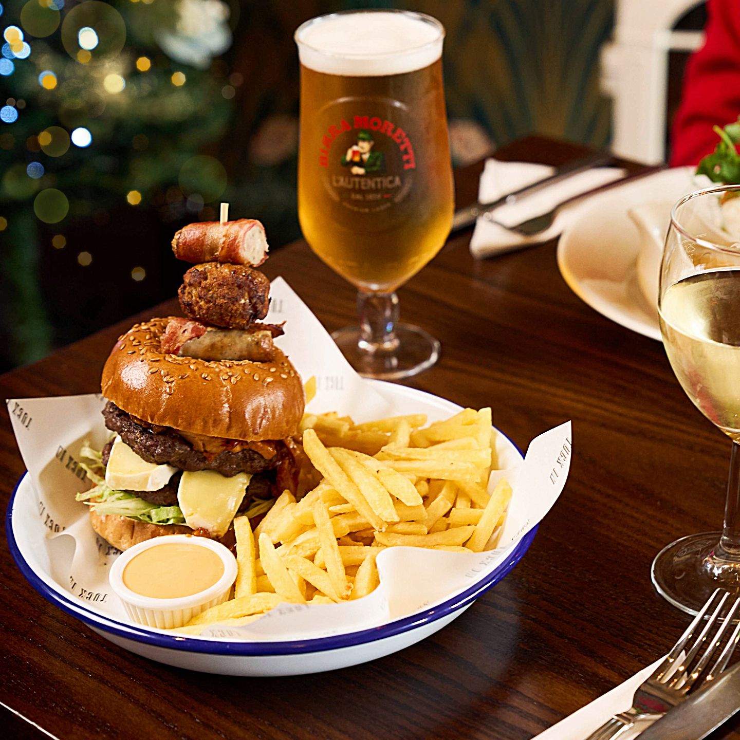 Festive Lunch & Dinner at The Stonemasons in Ilminster